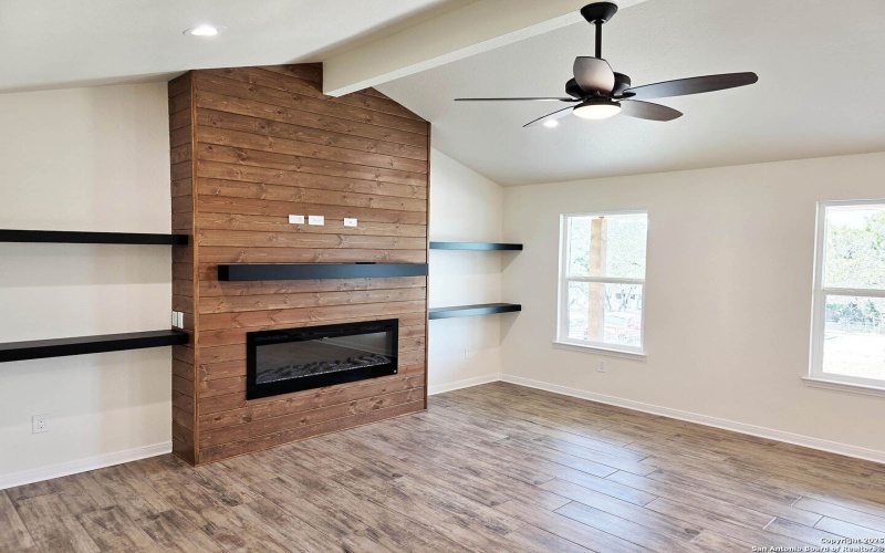 684 Appaloosa, Fischer, TX 78623, 3 Bedrooms Bedrooms, ,2 BathroomsBathrooms,Residential,For Sale,684 Appaloosa,0,1913832