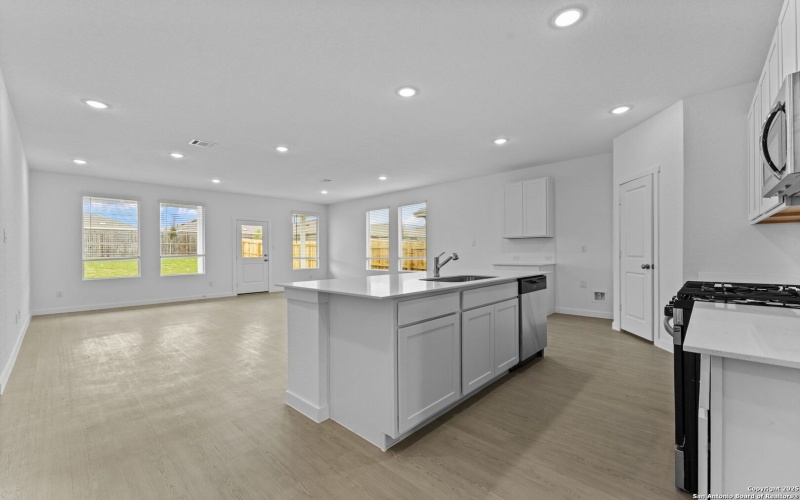 1217 Twisted Creek, New Braunfels, TX 78130, 4 Bedrooms Bedrooms, ,3 BathroomsBathrooms,Residential,For Sale,1217 Twisted Creek,0,1926827