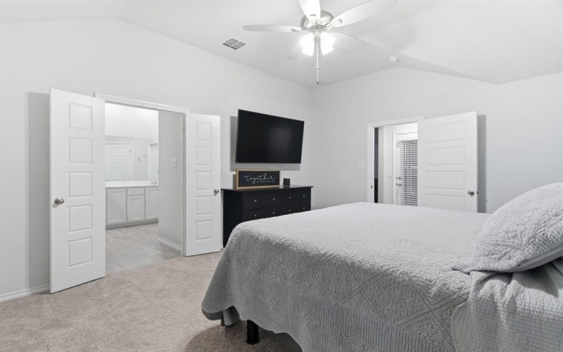 437 Falcon Way, Azle, TX 76020, 4 Bedrooms Bedrooms, ,3 BathroomsBathrooms,Residential,For Sale,437 Falcon Way,0,21126698