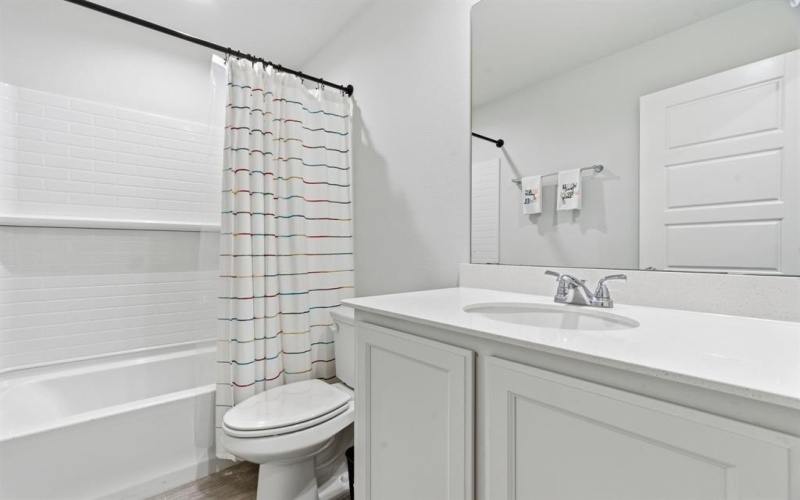 437 Falcon Way, Azle, TX 76020, 4 Bedrooms Bedrooms, ,3 BathroomsBathrooms,Residential,For Sale,437 Falcon Way,0,21126698