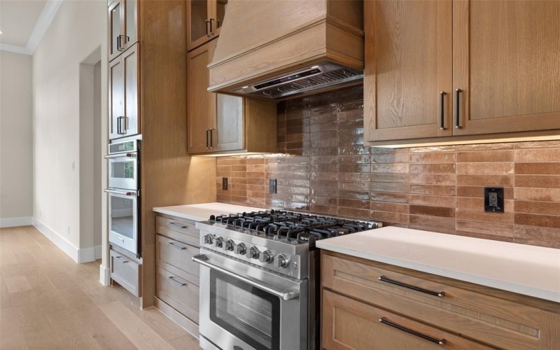 2300 Candlestick Drive, Granbury, TX 76049, 4 Bedrooms Bedrooms, ,3 BathroomsBathrooms,Residential,For Sale,2300 Candlestick Drive,0,21127129