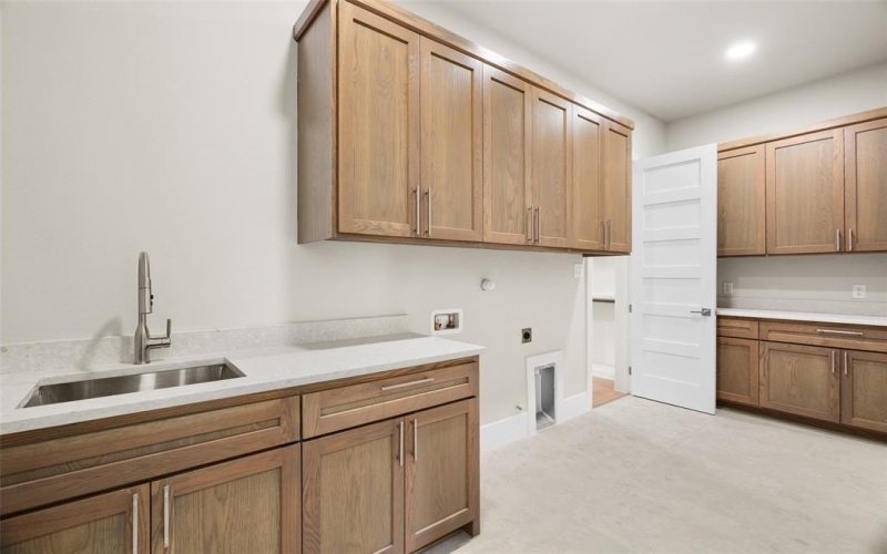 2300 Candlestick Drive, Granbury, TX 76049, 4 Bedrooms Bedrooms, ,3 BathroomsBathrooms,Residential,For Sale,2300 Candlestick Drive,0,21127129