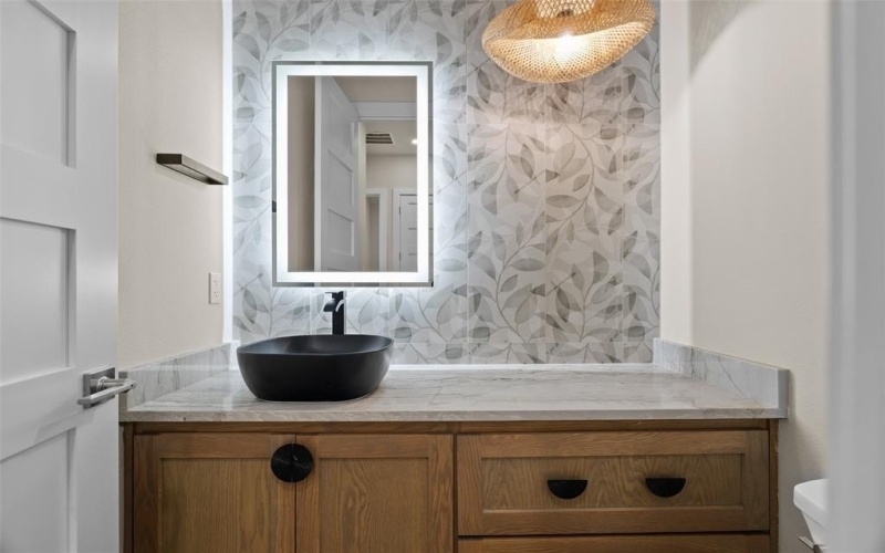 2300 Candlestick Drive, Granbury, TX 76049, 4 Bedrooms Bedrooms, ,3 BathroomsBathrooms,Residential,For Sale,2300 Candlestick Drive,0,21127129