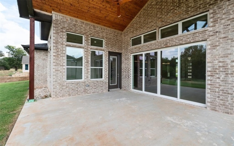 2300 Candlestick Drive, Granbury, TX 76049, 4 Bedrooms Bedrooms, ,3 BathroomsBathrooms,Residential,For Sale,2300 Candlestick Drive,0,21127129