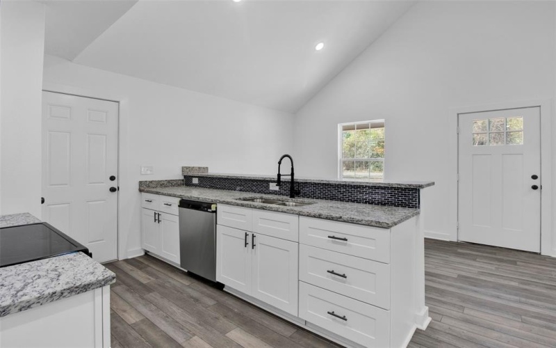 22797 Creekwood Drive, Flint, TX 75762, 2 Bedrooms Bedrooms, ,1 BathroomBathrooms,Residential,For Sale,22797 Creekwood Drive,0,21127274