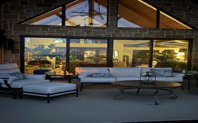 135 N Merlin Drive, Mabank, TX 75156, 4 Bedrooms Bedrooms, ,3 BathroomsBathrooms,Residential,For Sale,135 N Merlin Drive,0,21127419