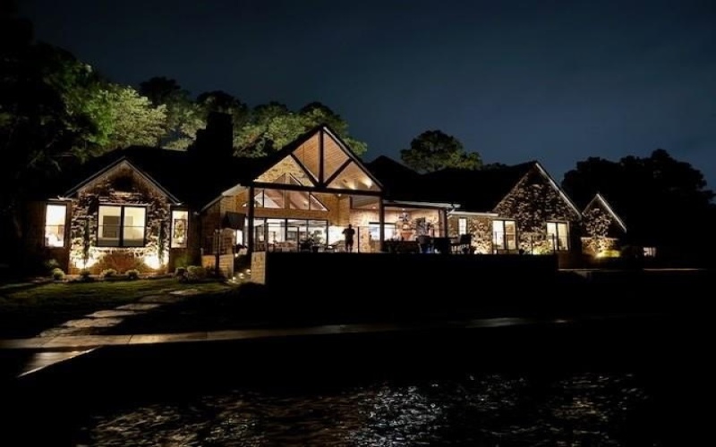 135 N Merlin Drive, Mabank, TX 75156, 4 Bedrooms Bedrooms, ,3 BathroomsBathrooms,Residential,For Sale,135 N Merlin Drive,0,21127419