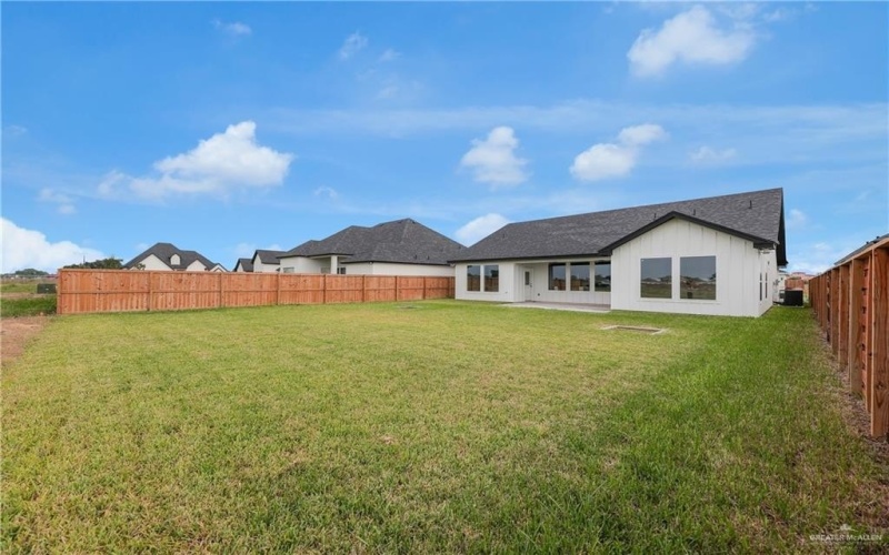 1027 Broken Arrow Drive, Alamo, TX 78516, 3 Bedrooms Bedrooms, ,2 BathroomsBathrooms,Residential,For Sale,1027 Broken Arrow Drive,0,488309