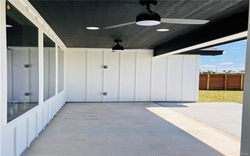 1027 Broken Arrow Drive, Alamo, TX 78516, 3 Bedrooms Bedrooms, ,2 BathroomsBathrooms,Residential,For Sale,1027 Broken Arrow Drive,0,488309