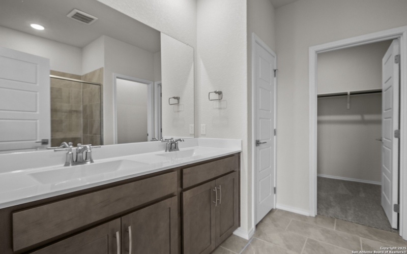 6875 Comanche Cave, San Antonio, TX 78233, 3 Bedrooms Bedrooms, ,2 BathroomsBathrooms,Residential,For Sale,6875 Comanche Cave,0,1851378