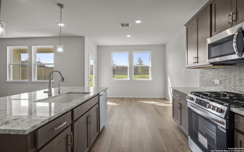 6875 Comanche Cave, San Antonio, TX 78233, 3 Bedrooms Bedrooms, ,2 BathroomsBathrooms,Residential,For Sale,6875 Comanche Cave,0,1851378