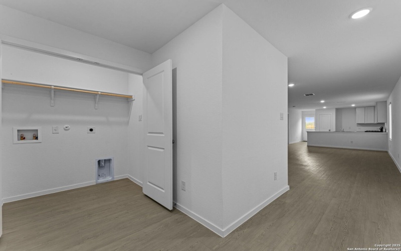 7302 Brownleaf Dr, San Antonio, TX 78227, 3 Bedrooms Bedrooms, ,2 BathroomsBathrooms,Residential,For Sale,7302 Brownleaf Dr,0,1926865