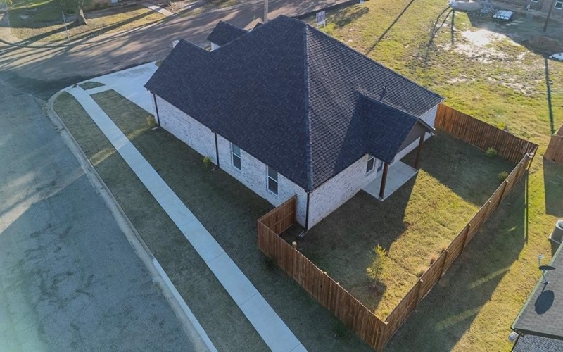 511 Richardson St, Athens, TX 75751, 4 Habitaciones Habitaciones , ,2 BañosBaños,Residential,En Venta,511 Richardson St,0,110046