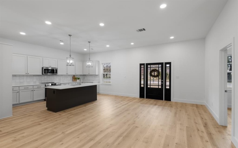 1812 Carpenter Street, Bridgeport, TX 76426, 3 Habitaciones Habitaciones , ,2 BañosBaños,Residential,En Venta,1812 Carpenter Street,0,21120079