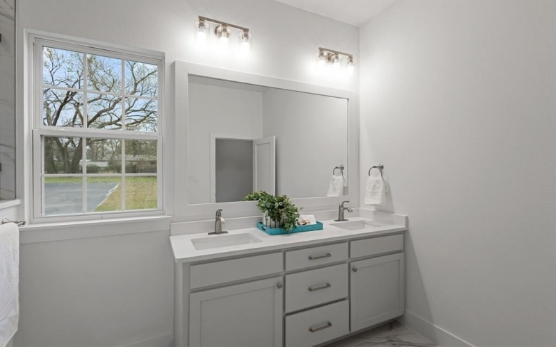 1812 Carpenter Street, Bridgeport, TX 76426, 3 Habitaciones Habitaciones , ,2 BañosBaños,Residential,En Venta,1812 Carpenter Street,0,21120079