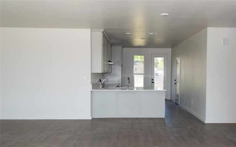 170 Half Moon Way, Runaway Bay, TX 76426, 4 Bedrooms Bedrooms, ,2 BathroomsBathrooms,Residential,For Sale,170 Half Moon Way,0,21127436