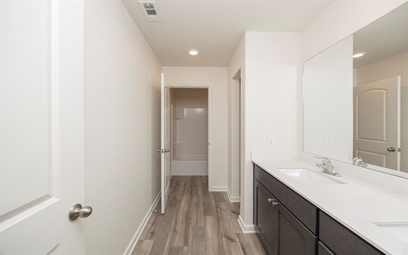 13608 Mineral Road, Ponder, TX 76259, 5 Bedrooms Bedrooms, ,2 BathroomsBathrooms,Residential,For Sale,13608 Mineral Road,0,21127471