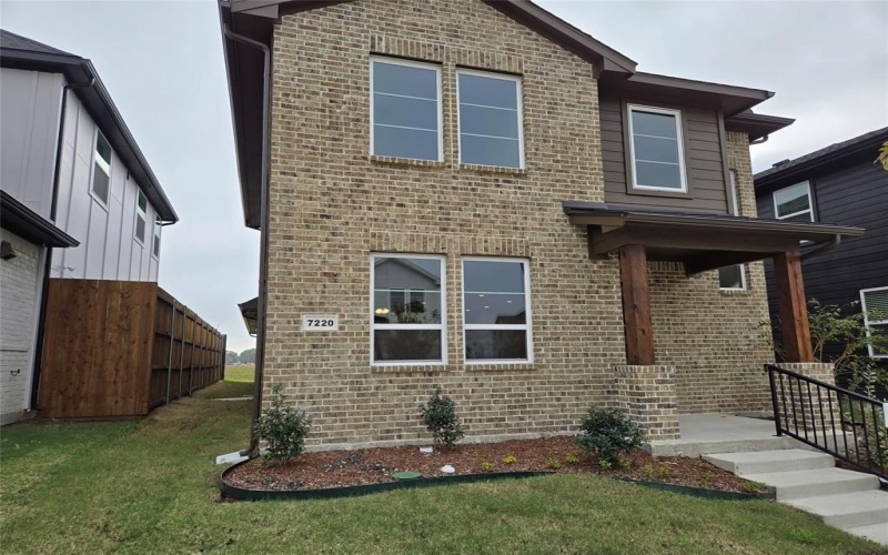 7220 Bayhill Lane, Rowlett, TX 75088, 4 Bedrooms Bedrooms, ,2 BathroomsBathrooms,Residential,For Sale,7220 Bayhill Lane,0,21127519