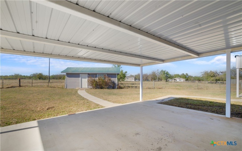 302 County Road 422, Bartlett, TX 76511, 2 Bedrooms Bedrooms, ,2 BathroomsBathrooms,Residential,For Sale,302 County Road 422,0,597147