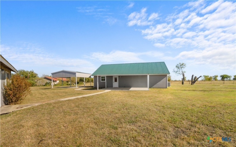 302 County Road 422, Bartlett, TX 76511, 2 Bedrooms Bedrooms, ,2 BathroomsBathrooms,Residential,For Sale,302 County Road 422,0,597147