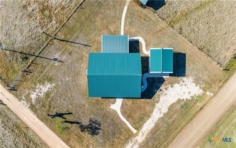 302 County Road 422, Bartlett, TX 76511, 2 Bedrooms Bedrooms, ,2 BathroomsBathrooms,Residential,For Sale,302 County Road 422,0,597147