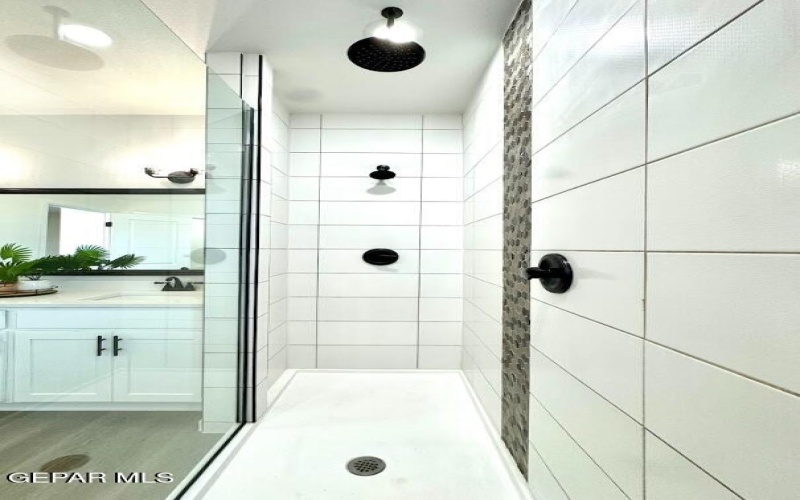 944 Aqueduct Avenue, El Paso, TX 79932, 5 Bedrooms Bedrooms, ,3 BathroomsBathrooms,Residential,For Sale,944 Aqueduct Avenue,0,921072