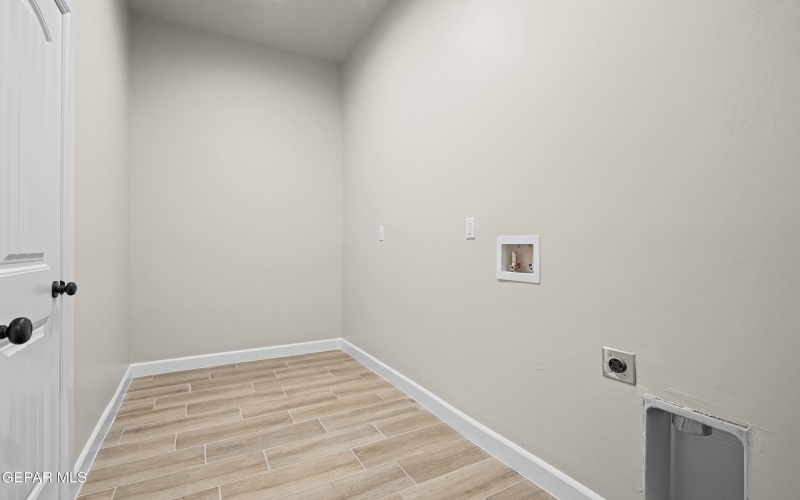 11831 Flor Tulipan Street, Socorro, TX 79927, 4 Bedrooms Bedrooms, ,2 BathroomsBathrooms,Residential,For Sale,11831 Flor Tulipan Street,0,934147