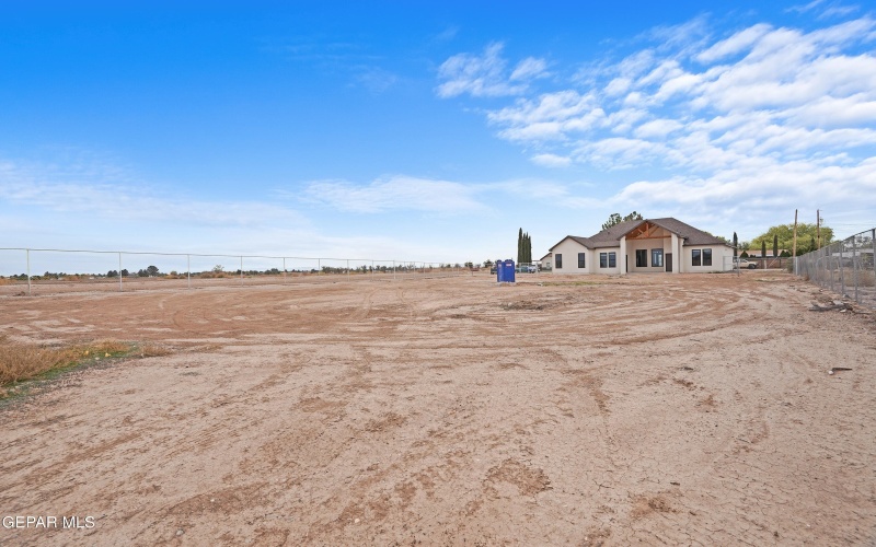 11831 Flor Tulipan Street, Socorro, TX 79927, 4 Bedrooms Bedrooms, ,2 BathroomsBathrooms,Residential,For Sale,11831 Flor Tulipan Street,0,934147