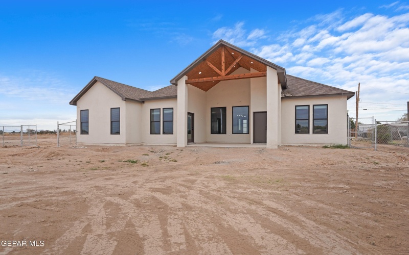 11831 Flor Tulipan Street, Socorro, TX 79927, 4 Bedrooms Bedrooms, ,2 BathroomsBathrooms,Residential,For Sale,11831 Flor Tulipan Street,0,934147