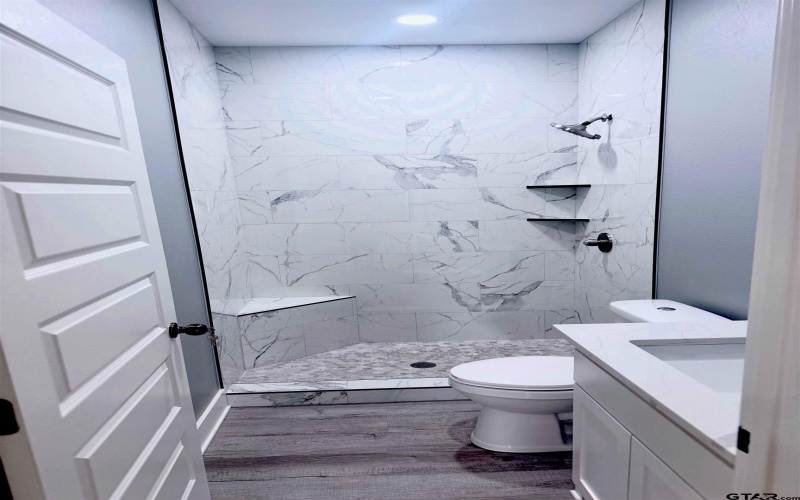 536 Alabama Street, Jacksonville, TX 75766, 3 Habitaciones Habitaciones , ,2 BañosBaños,Residential,En Venta,536 Alabama Street,0,25017494