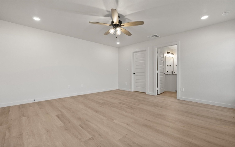 3006 139th Street, Lubbock, TX 79423, 3 Bedrooms Bedrooms, ,2 BathroomsBathrooms,Residential,For Sale,3006 139th Street,0,202563862