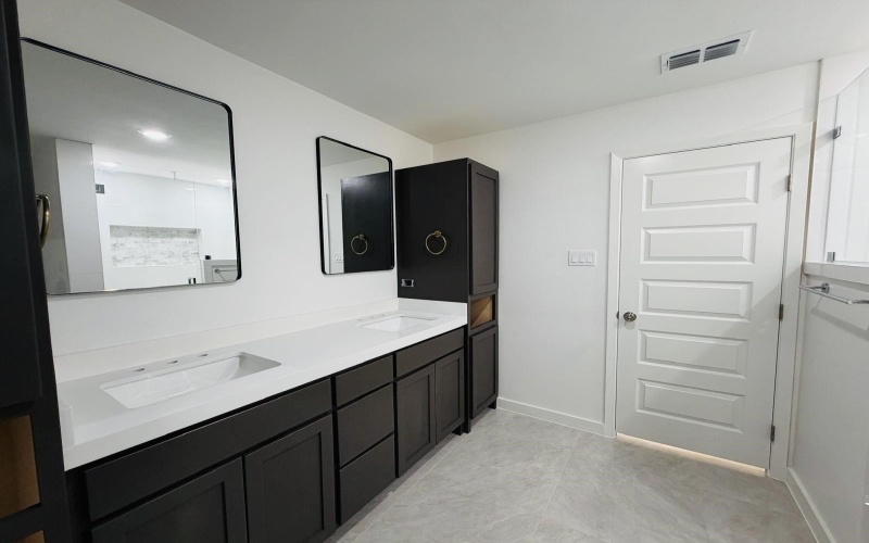 4008 Gia St., LAREDO, TX 78046, 3 Bedrooms Bedrooms, ,2 BathroomsBathrooms,Residential,For Sale,4008 Gia St.,0,20255309