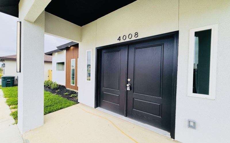 4008 Gia St., LAREDO, TX 78046, 3 Bedrooms Bedrooms, ,2 BathroomsBathrooms,Residential,For Sale,4008 Gia St.,0,20255309