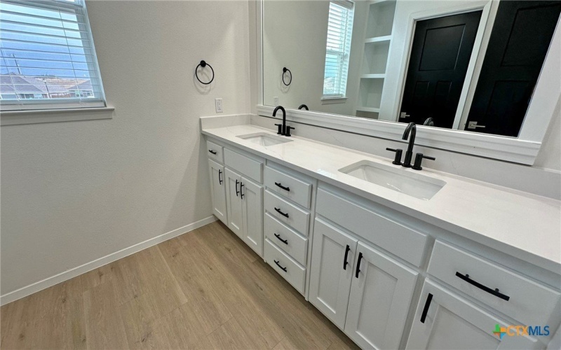 1455 Walker Place Boulevard, Copperas Cove, TX 76522, 4 Habitaciones Habitaciones , ,2 BañosBaños,Residential,En Venta,1455 Walker Place Boulevard,0,599255