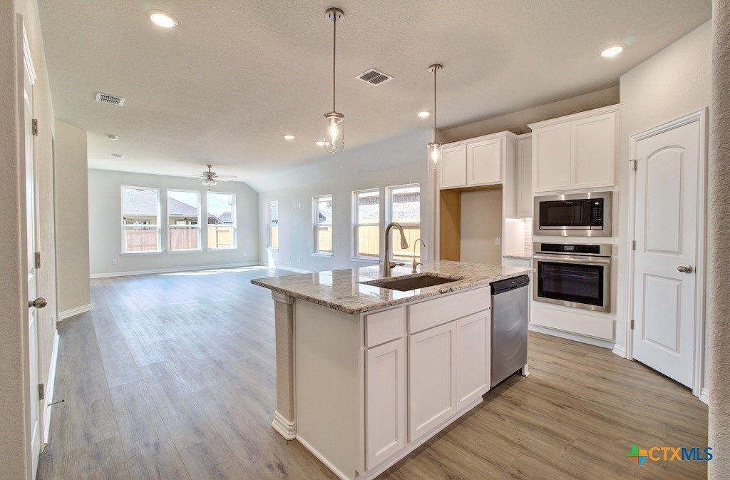 1824 Heritage Maples, New Braunfels, TX 78132, 3 Habitaciones Habitaciones , ,2 BañosBaños,Residential,En Venta,1824 Heritage Maples,0,599504