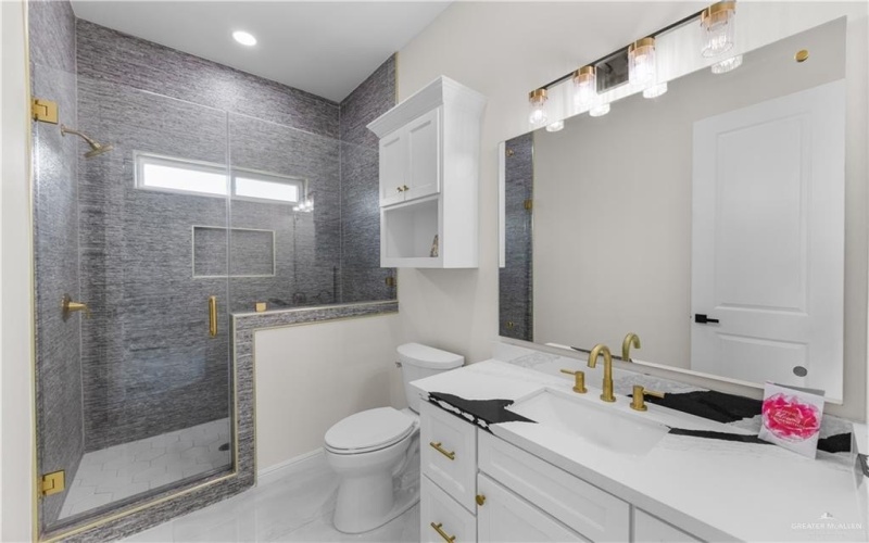 13908 N 35th Street, McAllen, TX 78504, 4 Bedrooms Bedrooms, ,3 BathroomsBathrooms,Residential,For Sale,13908 N 35th Street,0,488648