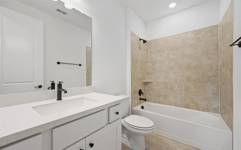 1124 Broomsedge Mews, Celina, TX 75009, 4 Bedrooms Bedrooms, ,3 BathroomsBathrooms,Residential,For Sale,1124 Broomsedge Mews,0,20992463