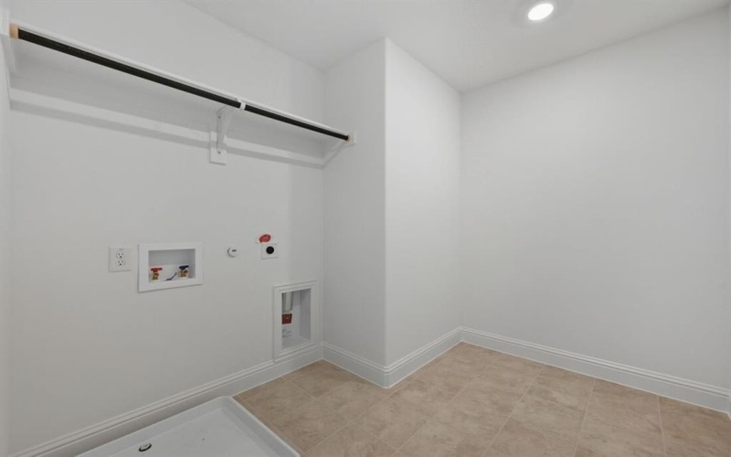 1124 Broomsedge Mews, Celina, TX 75009, 4 Bedrooms Bedrooms, ,3 BathroomsBathrooms,Residential,For Sale,1124 Broomsedge Mews,0,20992463