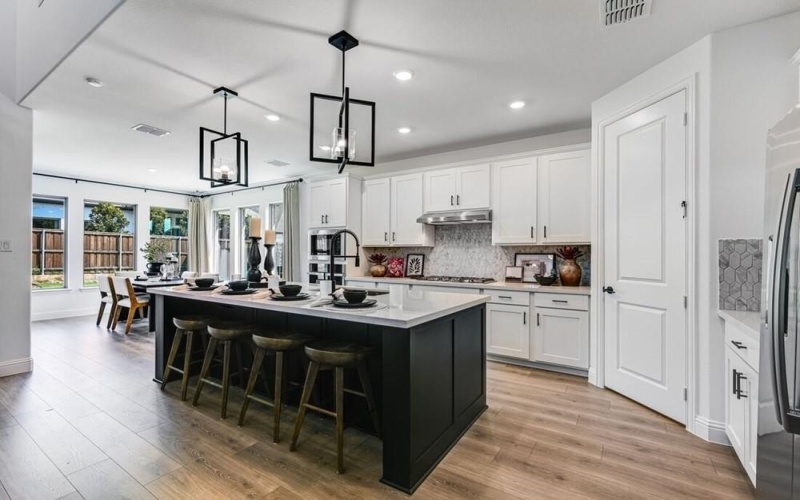 1720 Buck Trail, Celina, TX 75009, 4 Habitaciones Habitaciones , ,5 BañosBaños,Residential,En Venta,1720 Buck Trail,0,21101109