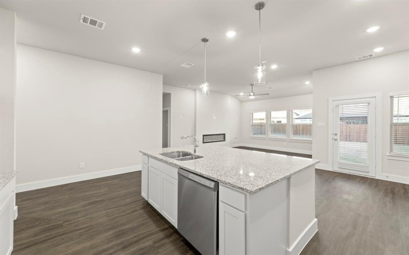 2404 Overlook Drive, Melissa, TX 75454, 4 Habitaciones Habitaciones , ,2 BañosBaños,Residential,En Venta,2404 Overlook Drive,0,21127831