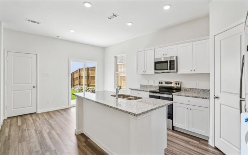 3224 Landslide Drive, Celina, TX 75009, 3 Bedrooms Bedrooms, ,2 BathroomsBathrooms,Residential,For Sale,3224 Landslide Drive,0,21127838