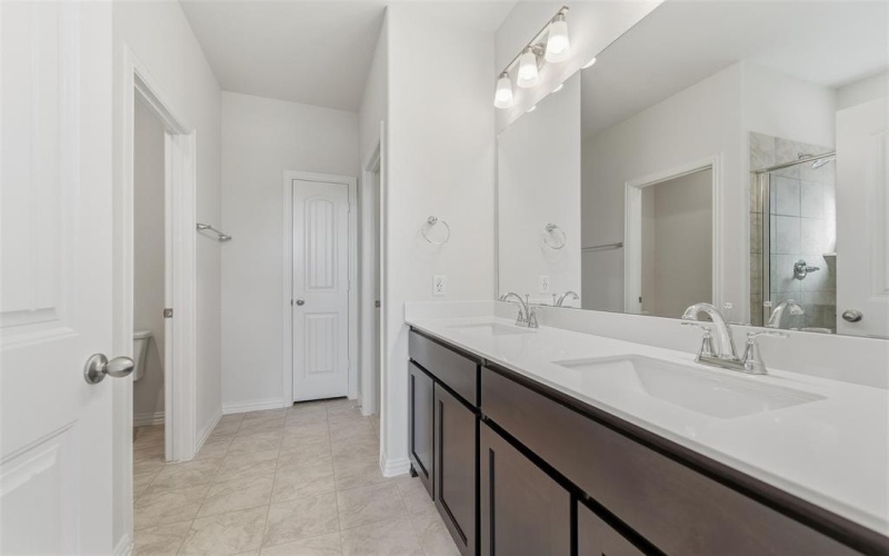 3509 Helena Street, Gainesville, TX 76240, 4 Bedrooms Bedrooms, ,2 BathroomsBathrooms,Residential,For Sale,3509 Helena Street,0,21127977