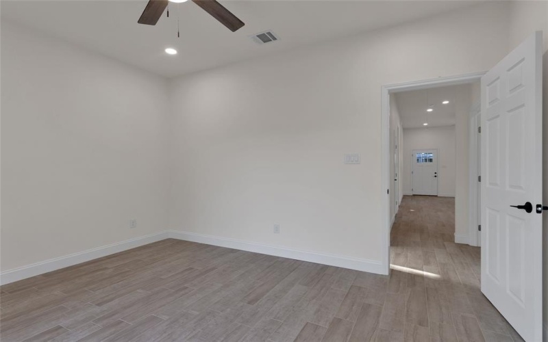 815 SW 28th Street, Mineral Wells, TX 76067, 3 Bedrooms Bedrooms, ,2 BathroomsBathrooms,Residential,For Sale,815 SW 28th Street,0,21128035