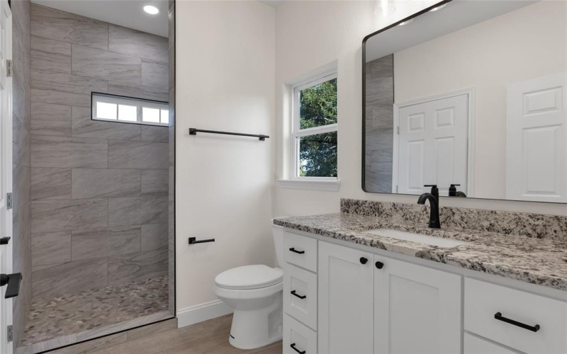 815 SW 28th Street, Mineral Wells, TX 76067, 3 Bedrooms Bedrooms, ,2 BathroomsBathrooms,Residential,For Sale,815 SW 28th Street,0,21128035