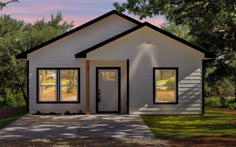 815 SW 28th Street, Mineral Wells, TX 76067, 3 Bedrooms Bedrooms, ,2 BathroomsBathrooms,Residential,For Sale,815 SW 28th Street,0,21128035