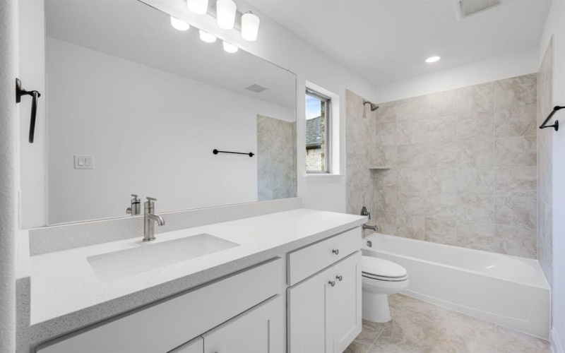 1120 Broomsedge Mews, Celina, TX 75009, 4 Habitaciones Habitaciones , ,3 BañosBaños,Residential,En Venta,1120 Broomsedge Mews,0,21128149