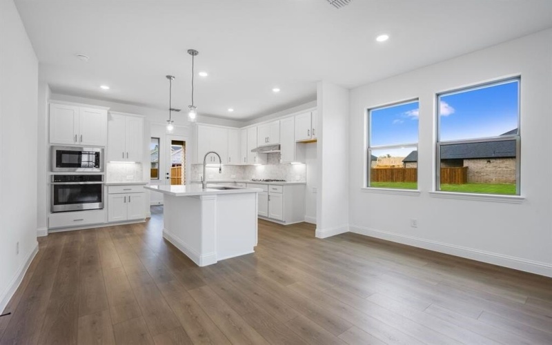 1120 Broomsedge Mews, Celina, TX 75009, 4 Habitaciones Habitaciones , ,3 BañosBaños,Residential,En Venta,1120 Broomsedge Mews,0,21128149