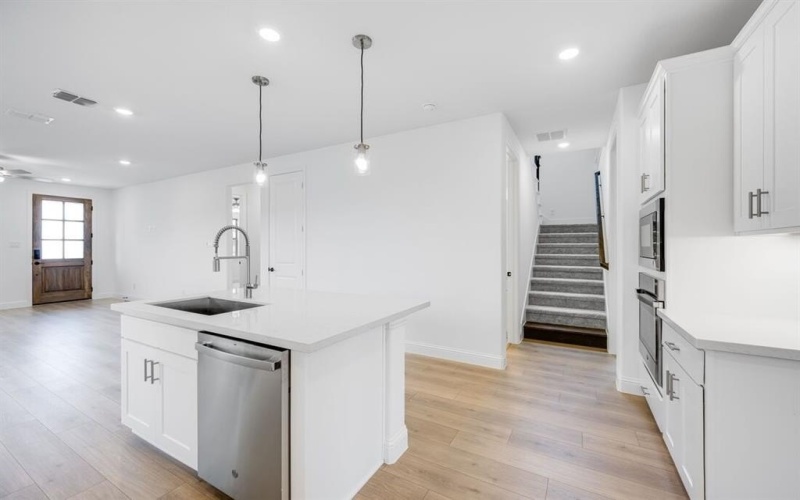 1120 Broomsedge Mews, Celina, TX 75009, 4 Habitaciones Habitaciones , ,3 BañosBaños,Residential,En Venta,1120 Broomsedge Mews,0,21128149