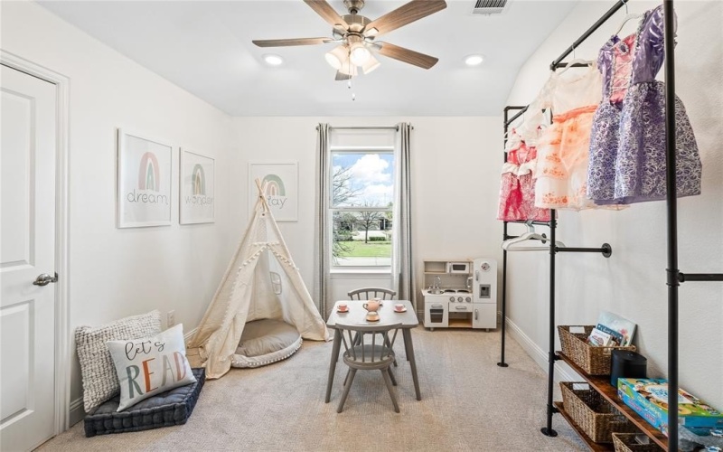 829 Jacquelyn Drive, Little Elm, TX 75068, 4 Bedrooms Bedrooms, ,2 BathroomsBathrooms,Residential,For Sale,829 Jacquelyn Drive,0,21128316