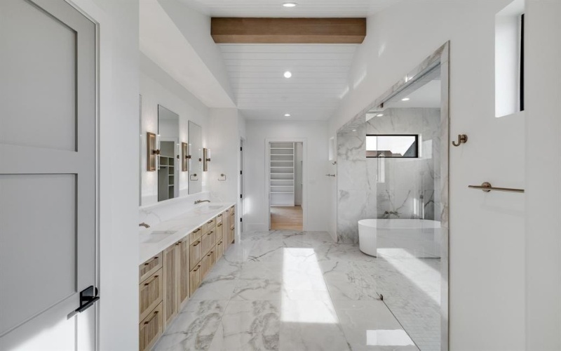 1700 Carter Lane, Gunter, TX 75058, 4 Bedrooms Bedrooms, ,5 BathroomsBathrooms,Residential,For Sale,1700 Carter Lane,0,21110530